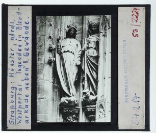 Straßburg, Münster : Nördliches Westportal, Blendarkade, Gewändefiguren, "Tugenden"
