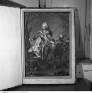 Recueil d'Estampes d'après les plus célèbres tableaux de la Galerie Royale de Dresde. I. Volume. Contenant cinquante pieces avec une description de chaque tableau en francois et en italien. ... Imprimé a Dresde M.DCC.LIII., König August III. als Prinz
