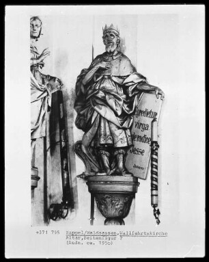 Seitenfigur eines Altars