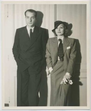 Marlene Dietrich (Los Angeles, zirka 1933 - 1935) (Archivtitel)