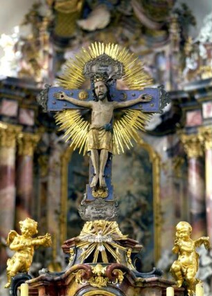 Kreuzaltar — Romanischer Kruzifix