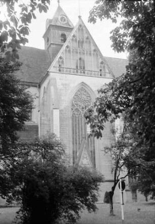 Salem: Querschiff (außen) der Schlosskirche