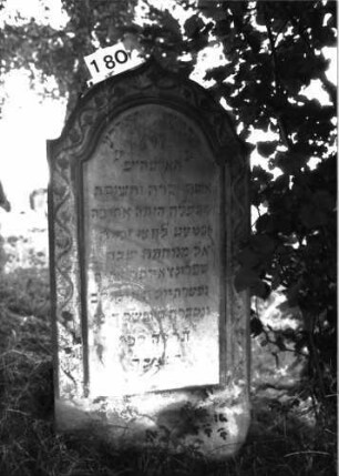 Grabstein 180