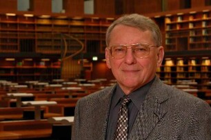 Hering, Jürgen (geb. 1937; Bibliothekar, Bibliotheksdirektor)