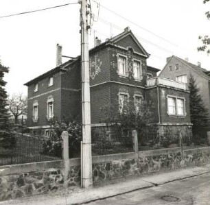Cossebaude-Niederwartha, Tännichtgrundstraße 4. Wohnhaus (um 1895)