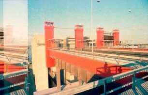Scharnebeck: Schiffshebewerk, obere Schleuseneinfahrt