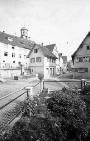Meßkirch: Altstadtgasse, Vordergrund Garten