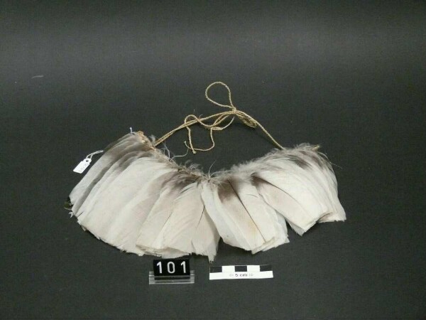 Inv.No. UL101 - Headdress