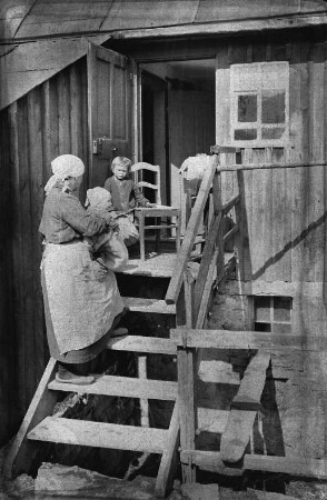 Eingang zum Wohnhaus der Häßler-Schneidmühle