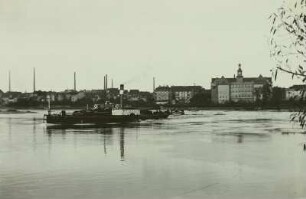 Coswig (Anhalt), Stadtansicht : Coswig (Anhalt). Ansicht über die Elbe zur Stadt