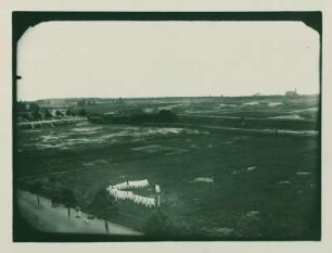 Blick aus Zilles Wohnung auf das Ringbahngelände und die Knobelsdorffbrücke