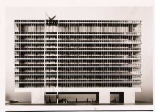 Geschäftshaus Ernst-Reuter-Platz (IBM), Berlin-Charlottenburg: Modellansicht