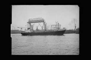 Carl Meentzen (1956), Frachtschiff, C. Meentzen & Co., Bremen, Bau-Nr. 806