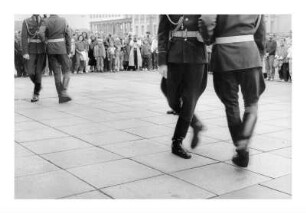Wachaufzug vor der Neuen Wache, Unter den Linden, Berlin-Mitte