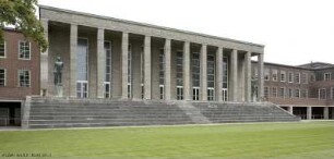 Zehnkämpfer; Berlin, Charlottenburg-Wilmersdorf