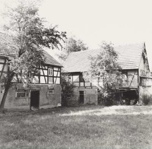 Scheune : Gehöft. Wohnstallhaus und Scheune