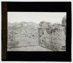 Stuckdekorationen, Privathaus VIII, Zimmer 1