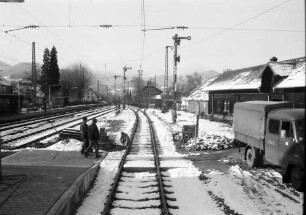 Kirchzarten: Höllentalbahn aus dem Zug; Bahnhof