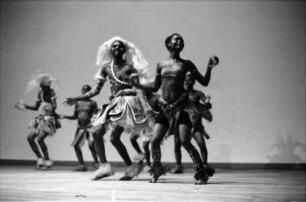 Basel: Zaire, Tanzgruppen