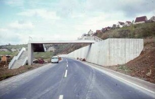 Poppenweiler, Neckarstraße, flussabwärts