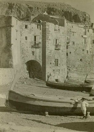 Cefalu/Sizilien, Italien, Boote