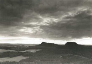 Sächsische Schweiz. Kleiner und Großer Bärenstein. Blick vom Rauenstein