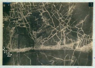 Foto der Stellungen nördlich von Minaucourt(-le-Mesnil-lès-Hurlus) (Luftbild)