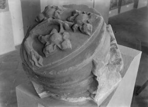 Schlussstein mit einem Wappen mit aufgelegtem Dreiblatt