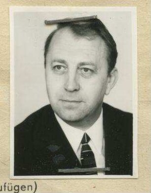 Dr. Karlheinz Graf