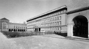 Schule; Berlin, Friedrichshain-Kreuzberg
