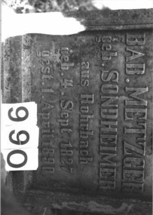 Grabstein 990 (Detailaufnahme)