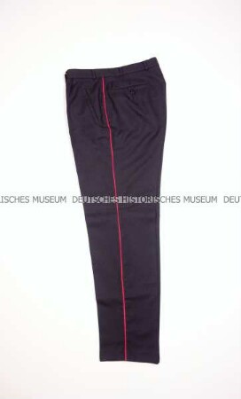 Hose zur Ausgehuniform für einen Offizier (Leutnant), Panzertruppe, 11. Panzergrenadierdivision, Bundeswehr