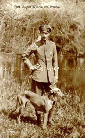 August Wilhelm von Preußen, mit Hund