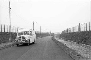 Bâle-Mulhouse: Zollstraße mit Flugplatz