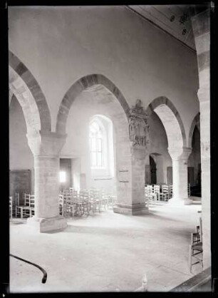 Friedhofkirche; Inneres, Südseite von Osten aus