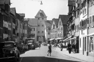 Meersburg: Straße mit Tor (Unterstadttor)