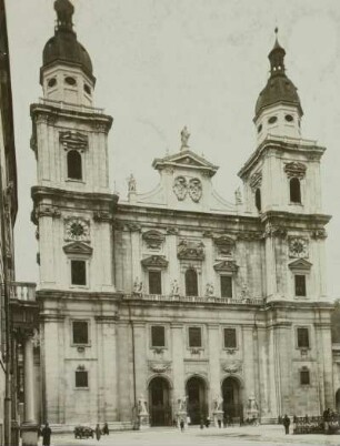 Salzburger Dom : Salzburg. Dom. Turmfassade