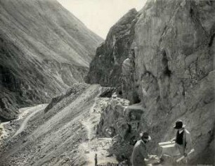 Pistichifels oder "Devils nose", unterhalb von Alausi