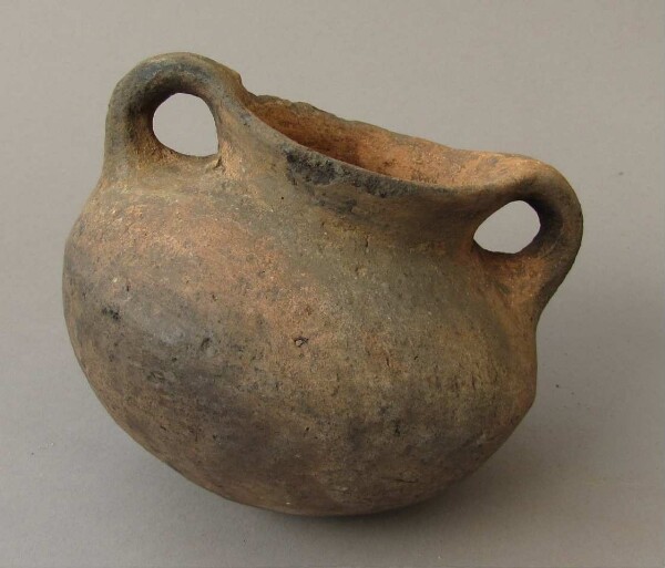 Clay vessel