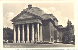 Landestheater. Detmold. Theaterplatz