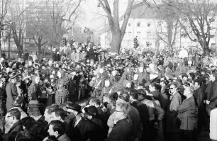 Freiburg: Rotteckring, Umzugsgruppen [Hexen von Kirchzarten, Höllenzunft]