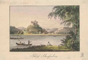 Das Schloss Scharfenberg (Klipphausen) über der Elbe zwischen Meißen und Dresden von Südosten über die Elbe gesehen