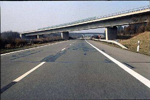 Singen Richtung Stuttgart, Brücke 1 (Singen Richtung Donaueschingen)