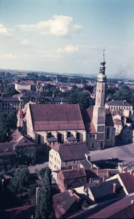 Zittau, Klosterkirche : Zittau. Klosterkirche St. Petri und Paul und Klosterplatz, vom Johanniskirchturm gesehen
