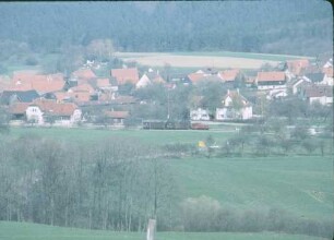 Maitis-Hohenstaufen Empfangsgebäude Kleinlok Baureihe 333 Nahgüterzug