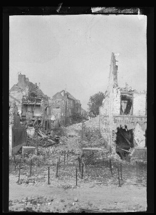 Marktplatz La Bassee (Dep. Nord, Frankreich)