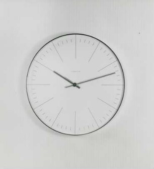 Junghans Wanduhr "322/0389" von Max Bill