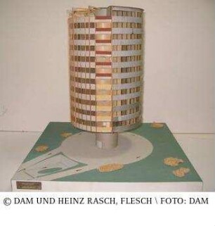 10-geschossiges Hängehaus - Modell des Gesamtgebäudes