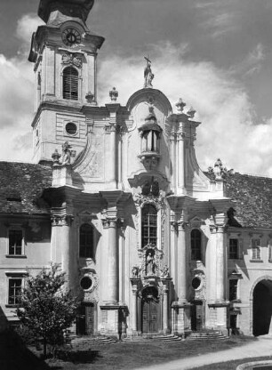 Stiftskirche Mariä Himmelfahrt
