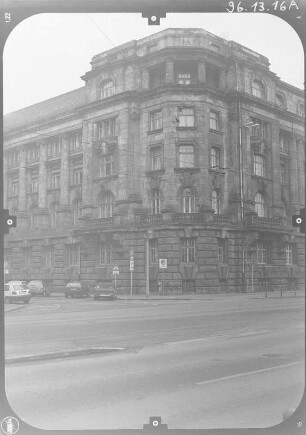 Leipzig-Zentrum, Dittrichring 21. Geschäftsthaus (ehem. "Haus der deutsch-sowjetischen Freundschaft"; 1908). Eckansicht